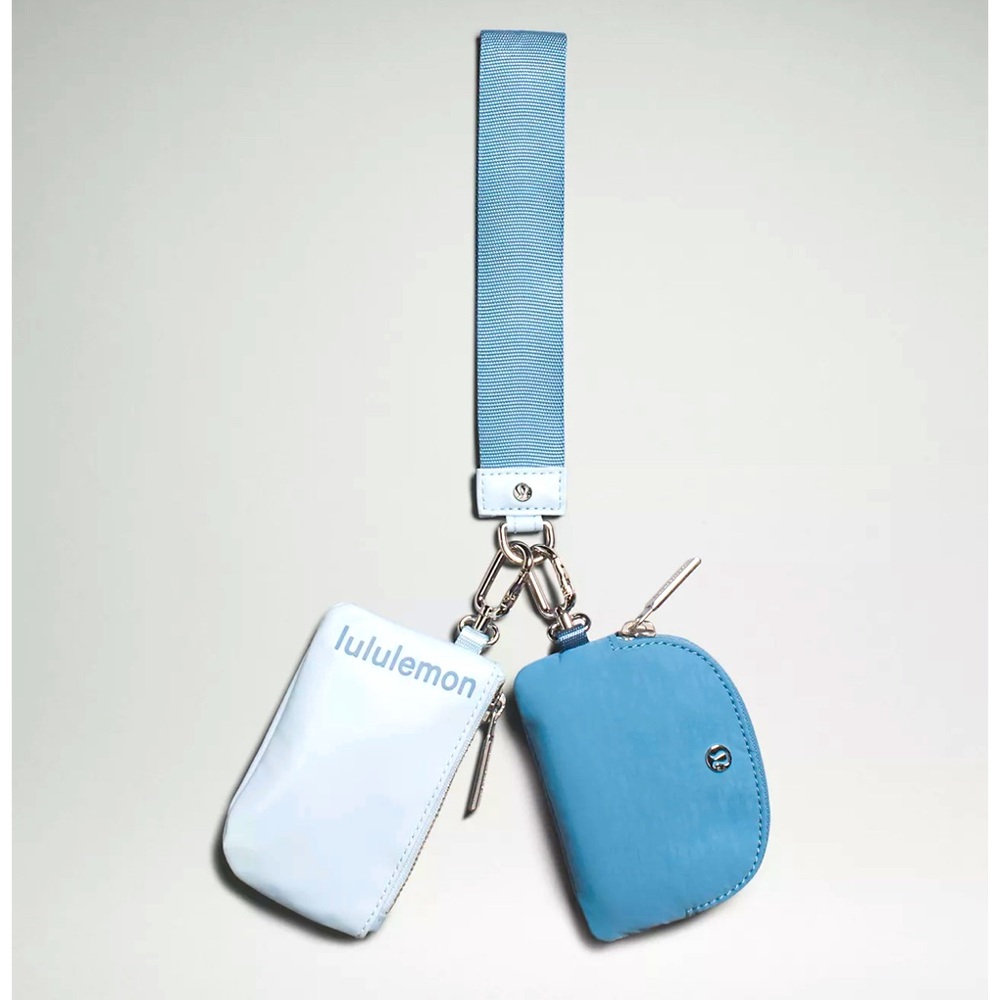 SOLD OUT EVERYWHERE:  BNWT Lululemon Dual Pouch in Powder Blue and Utility Blue
